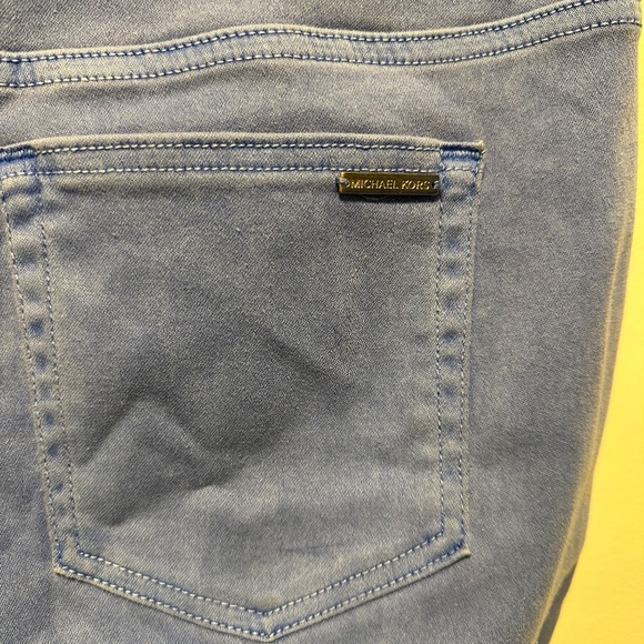 Michael Kors Woman's Izzy Cropped Skinny Cornflower Blue 5 pocket Size 14 EUC - Picture 5 of 7